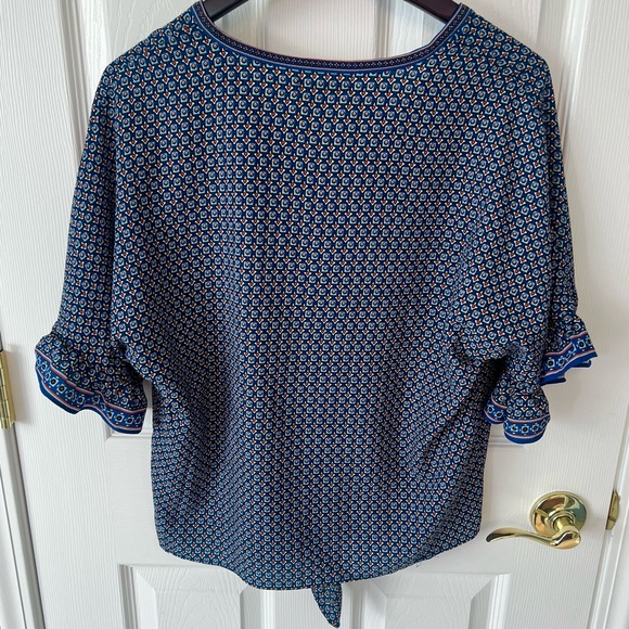 Max Studio-Women’s Blouse Button Down Tie-Bell Sleeve-Size Small-NWT - Picture 9 of 12